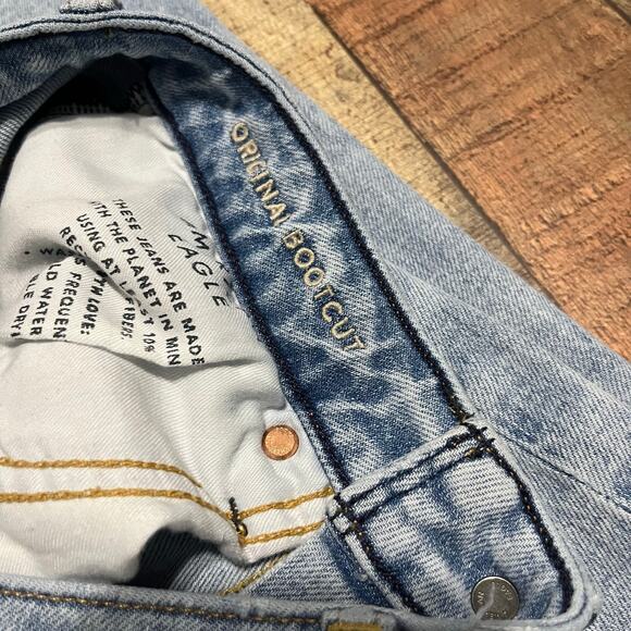 American Eagle Women's Light Wash Denim Original Bootcut Jeans Sz 28x30 - Picture 3 of 7